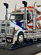 Western Star 4900 “American Eagle” 2015 1:43 Hachette – Camión americano showtruck de colección  - Miniatura 1