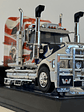 Western Star 4900 “American Eagle” 2015 1:43 Hachette – Camión americano showtruck de colección  - Miniatura 3