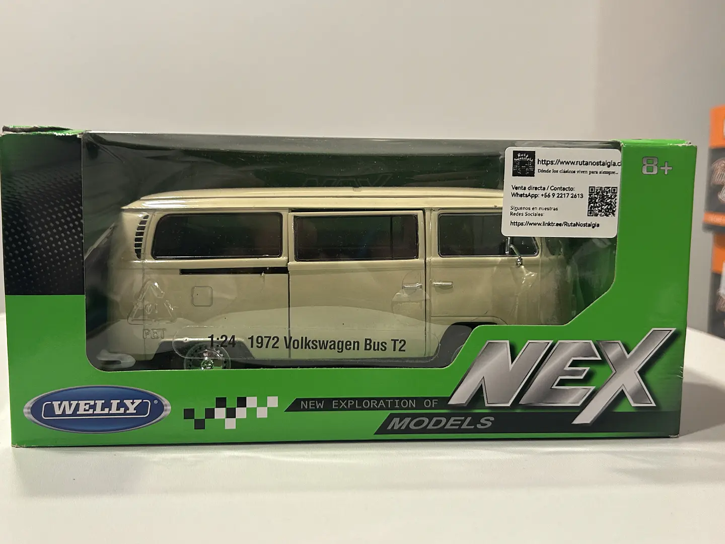 Bus Volkswagen VW T2 Bus 1972 | Welly Escala 1:24 10