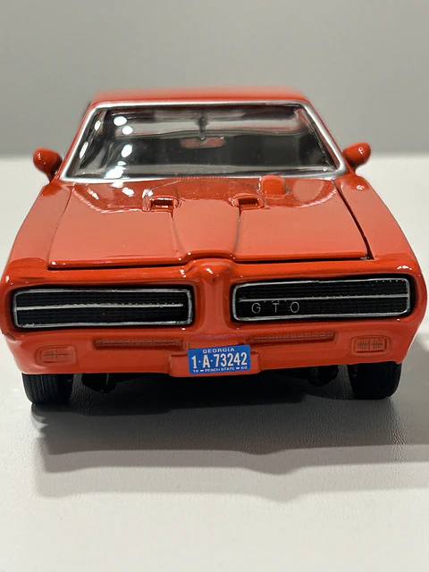 Auto Pontiac GTO Judge 1969 naranja | Motormax 1:24