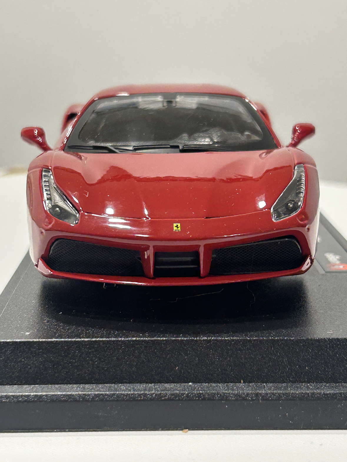 Bburago Ferrari 488 GTB 1:24 – Superdeportivo italiano rojo para coleccionistas en Chile 2