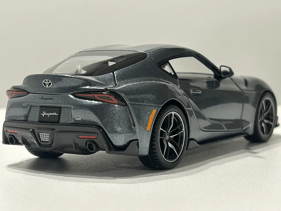 Auto Toyota GR Supra | Maisto 1:24 Coleccionable 6