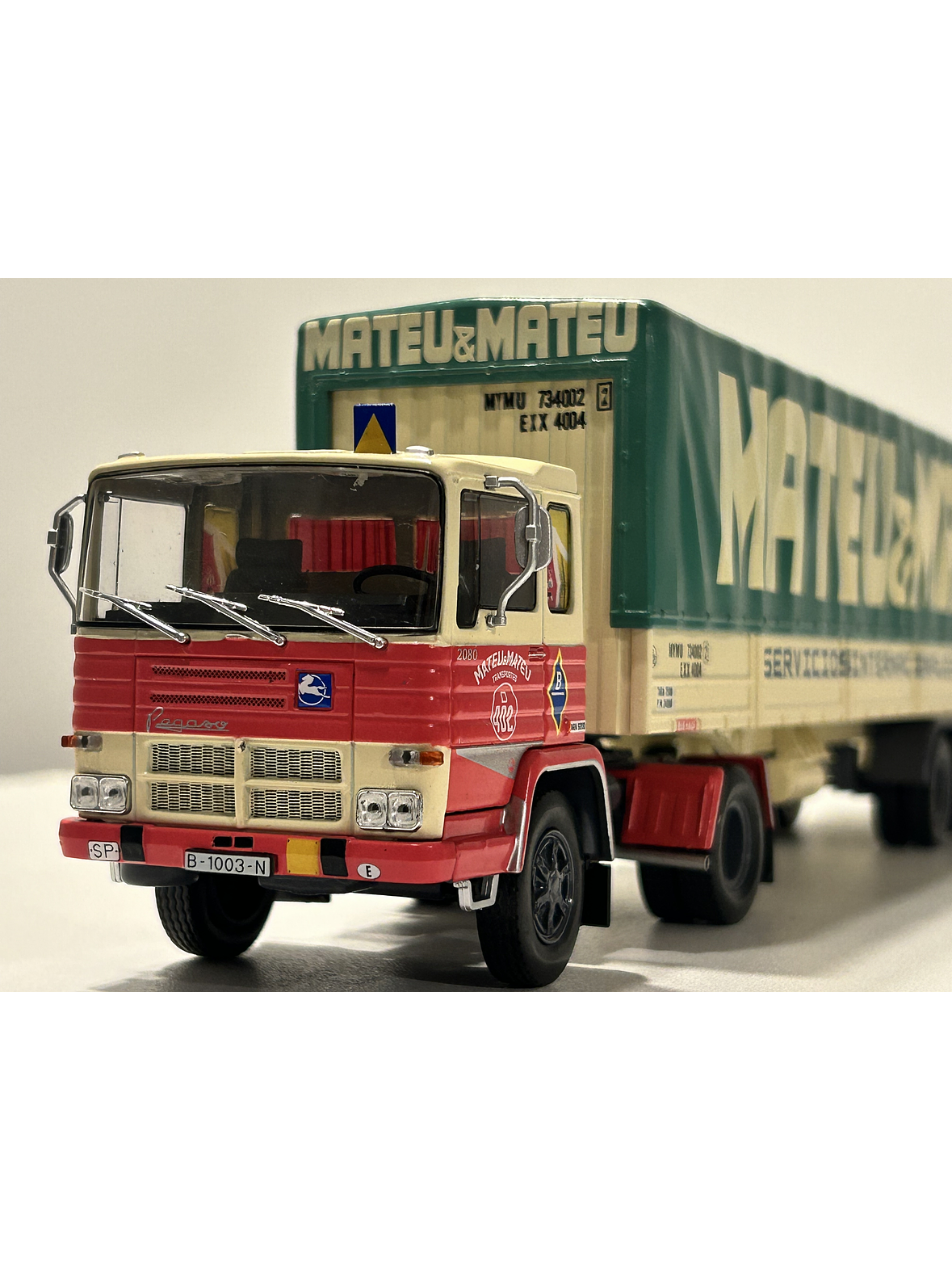 Pegaso 2080/50 Mateu & Mateu 1972 1:43 – Camión tráiler clásico español para coleccionistas y transportistas nostálgicos 1