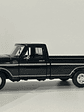 Ford F-150 Custom 1979 Motormax 1:24 – Pickup clásica americana para coleccionistas y amantes del transporte  - Miniatura 10