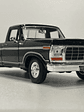 Ford F-150 Custom 1979 Motormax 1:24 – Pickup clásica americana para coleccionistas y amantes del transporte  - Miniatura 5