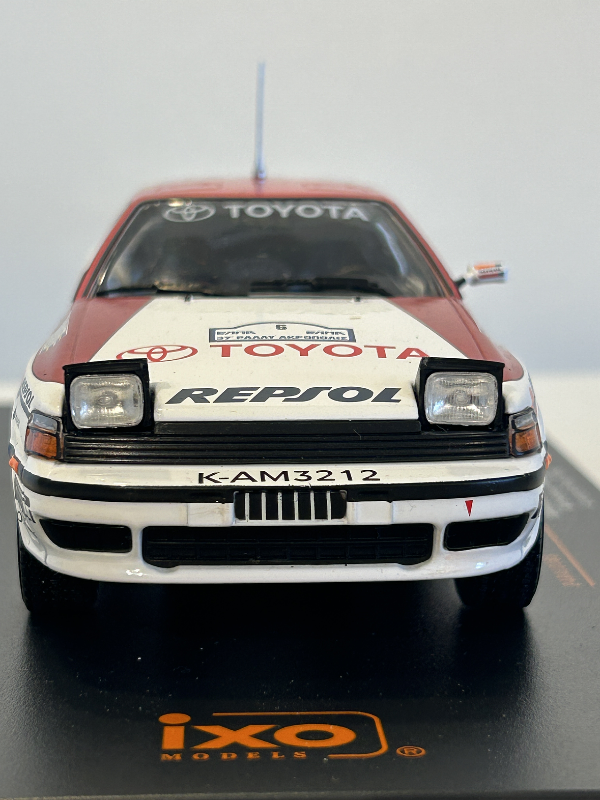 Toyota Celica GT-Four #6 Akropolis 1990 1:24 IXO Models – Auto de Rally Grupo A Coleccionable  2
