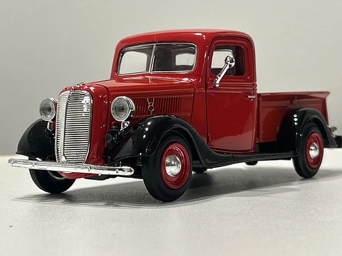 Camioneta a escala Ford Pick Up 1937 | Motormax edición Timeless Legends 1:24 – Pick Up clásica de colección