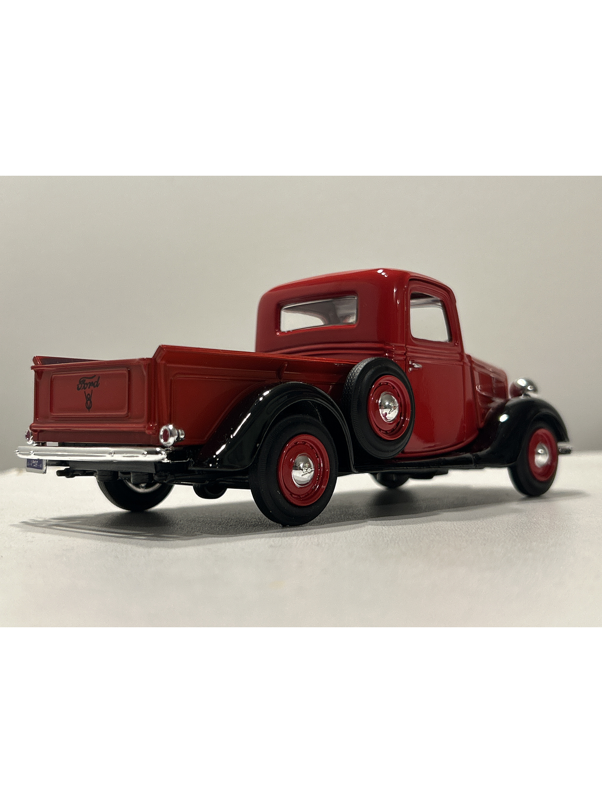 Ford Pick Up 1937 Motormax 1:24 – Camioneta clásica roja de colección en metal, edición Timeless Legends 6