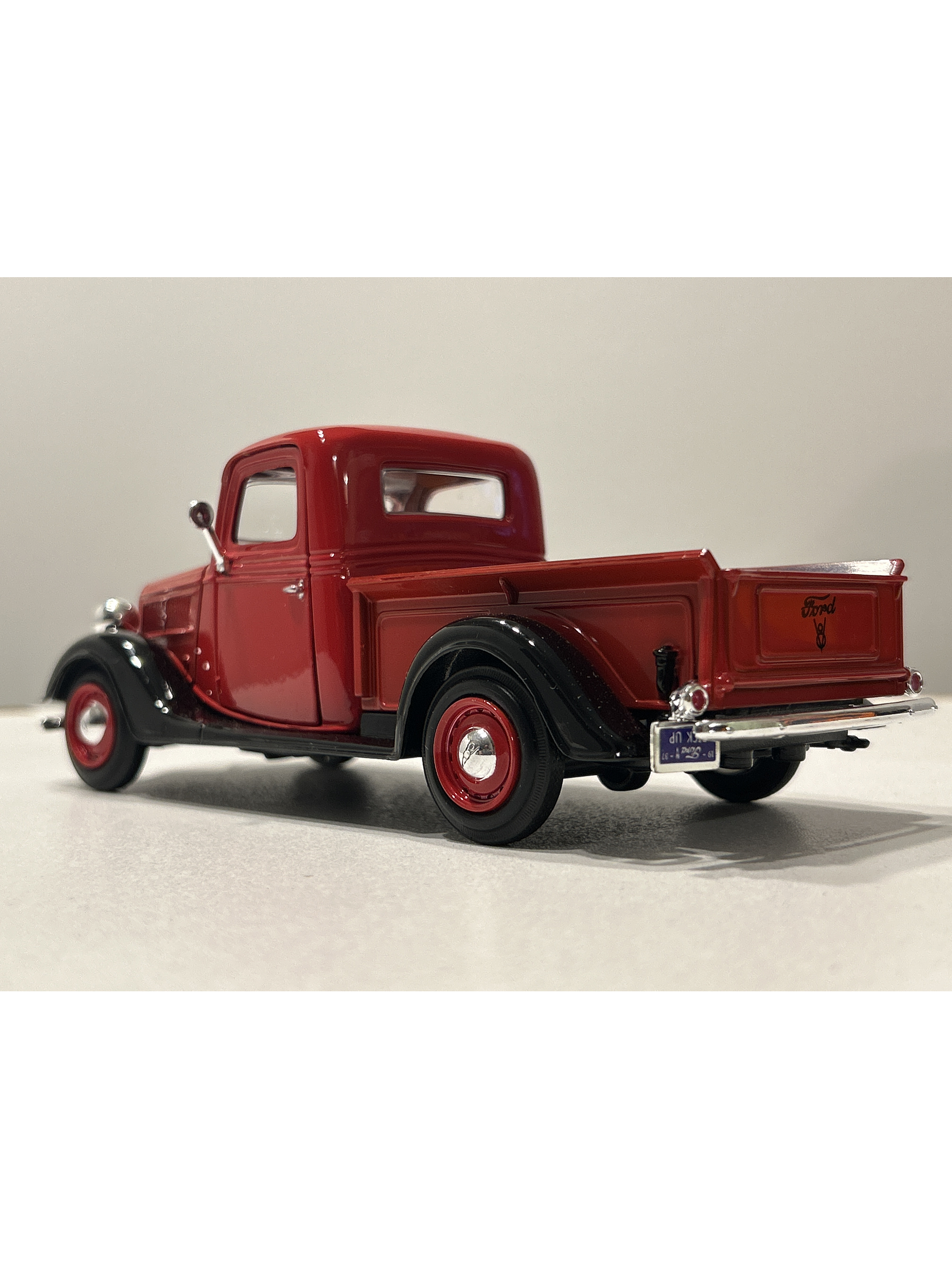 Ford Pick Up 1937 Motormax 1:24 – Camioneta clásica roja de colección en metal, edición Timeless Legends 8