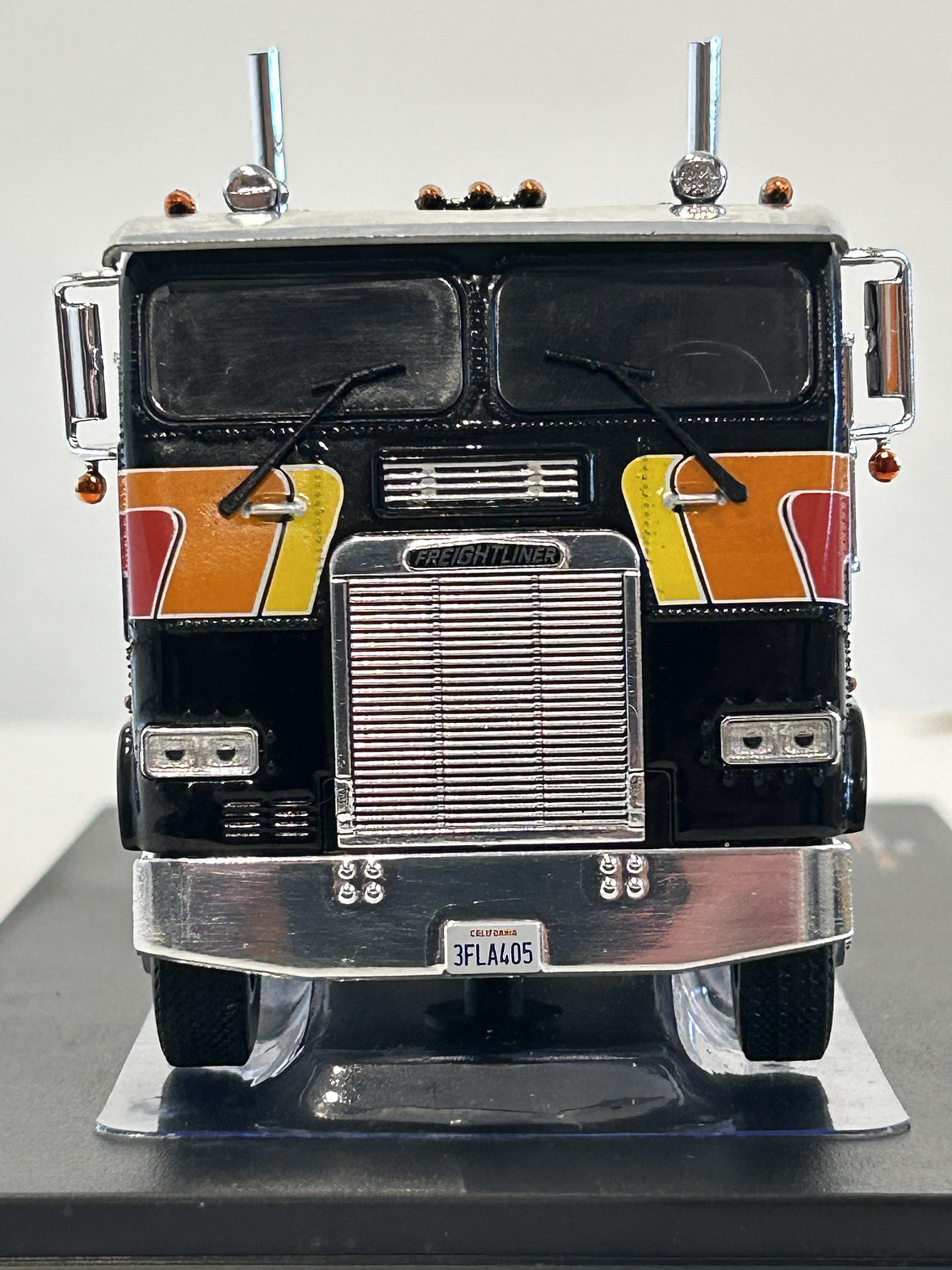 Freightliner FLA 1993 – Camión Clásico Escala 1:43 Ixo Models 12