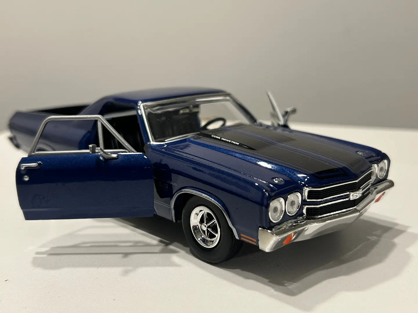 Camioneta Chevrolet El Camino SS 396 (1970) | Motormax 1:24 2