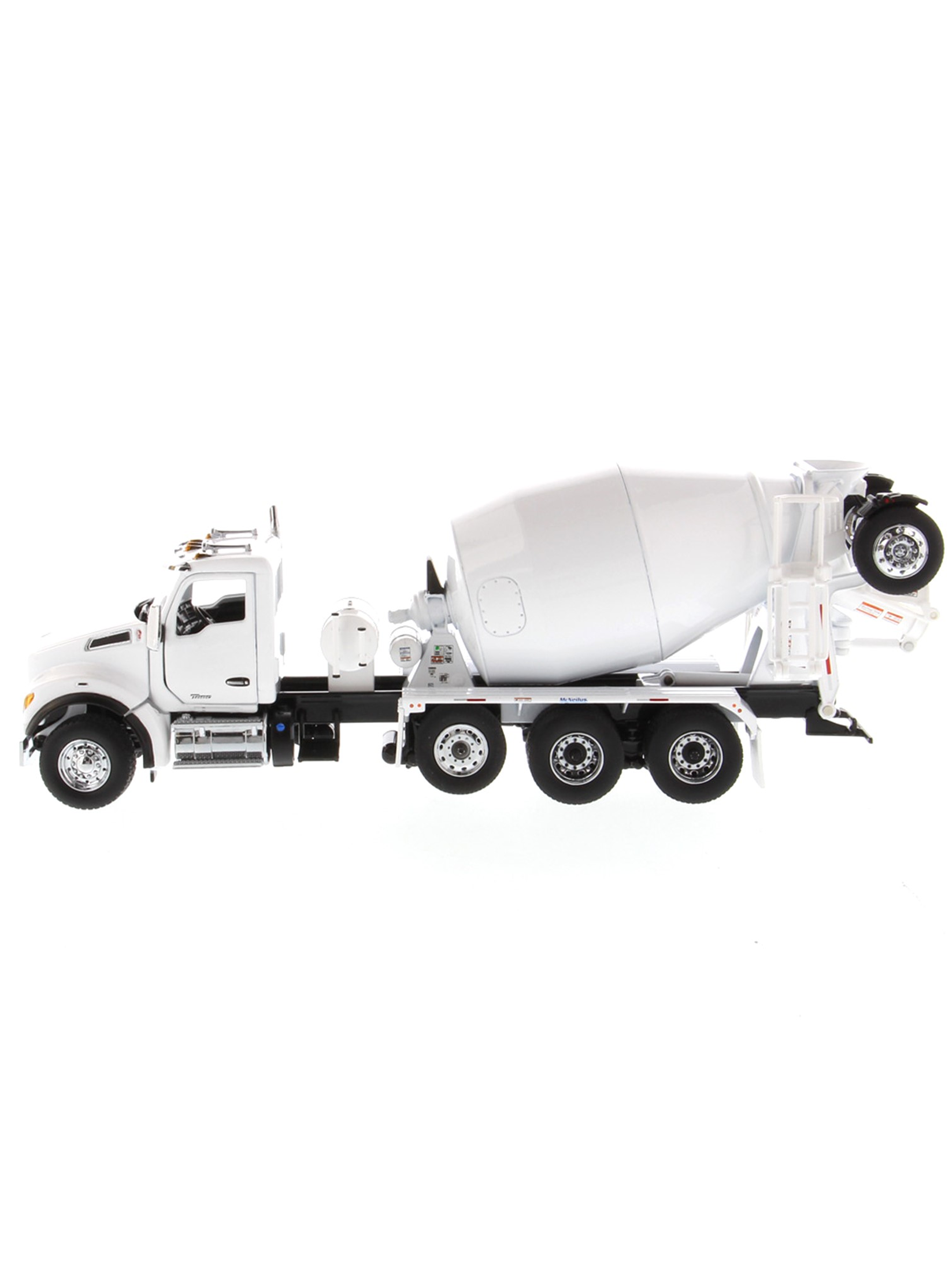 Kenworth T880 Mixer McNeilus BridgeMaster 1:50 Diecast Masters | Camión hormigonero blanco de colección 2