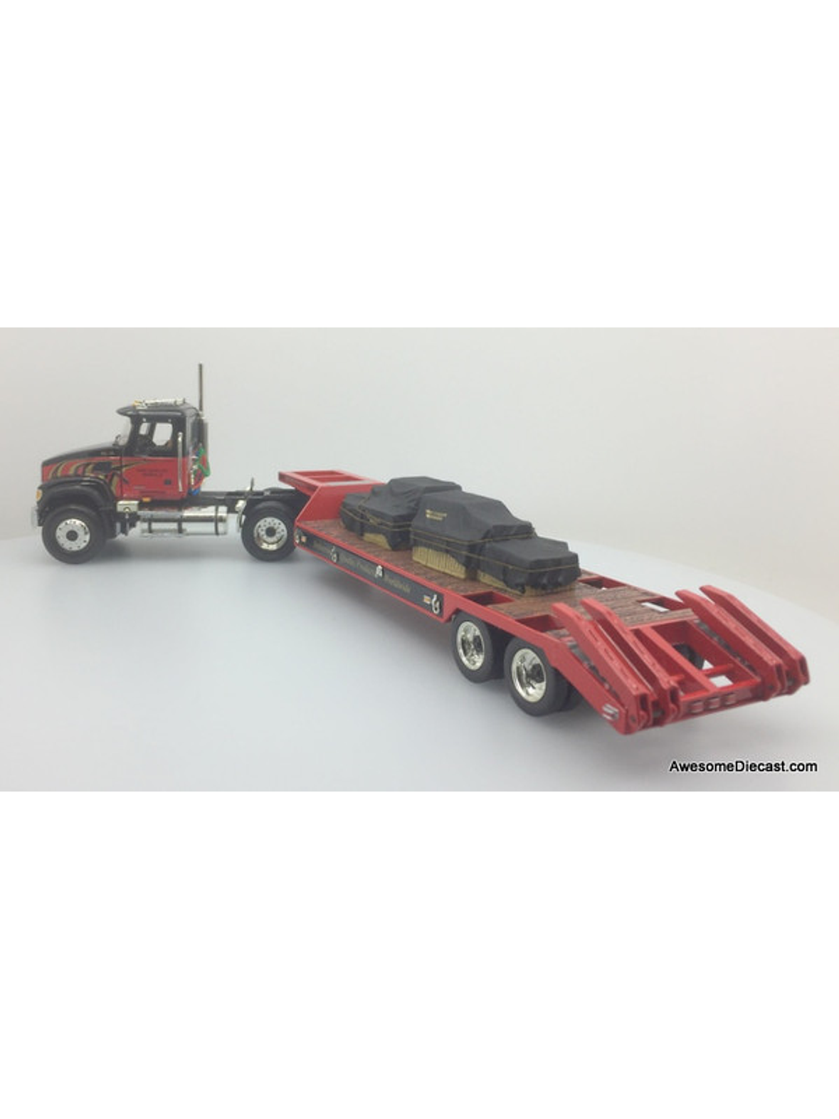 Mack Granite con Rampla Lowboy First Gear 1:34 – Camión americano de carga pesada para coleccionistas y camioneros 2