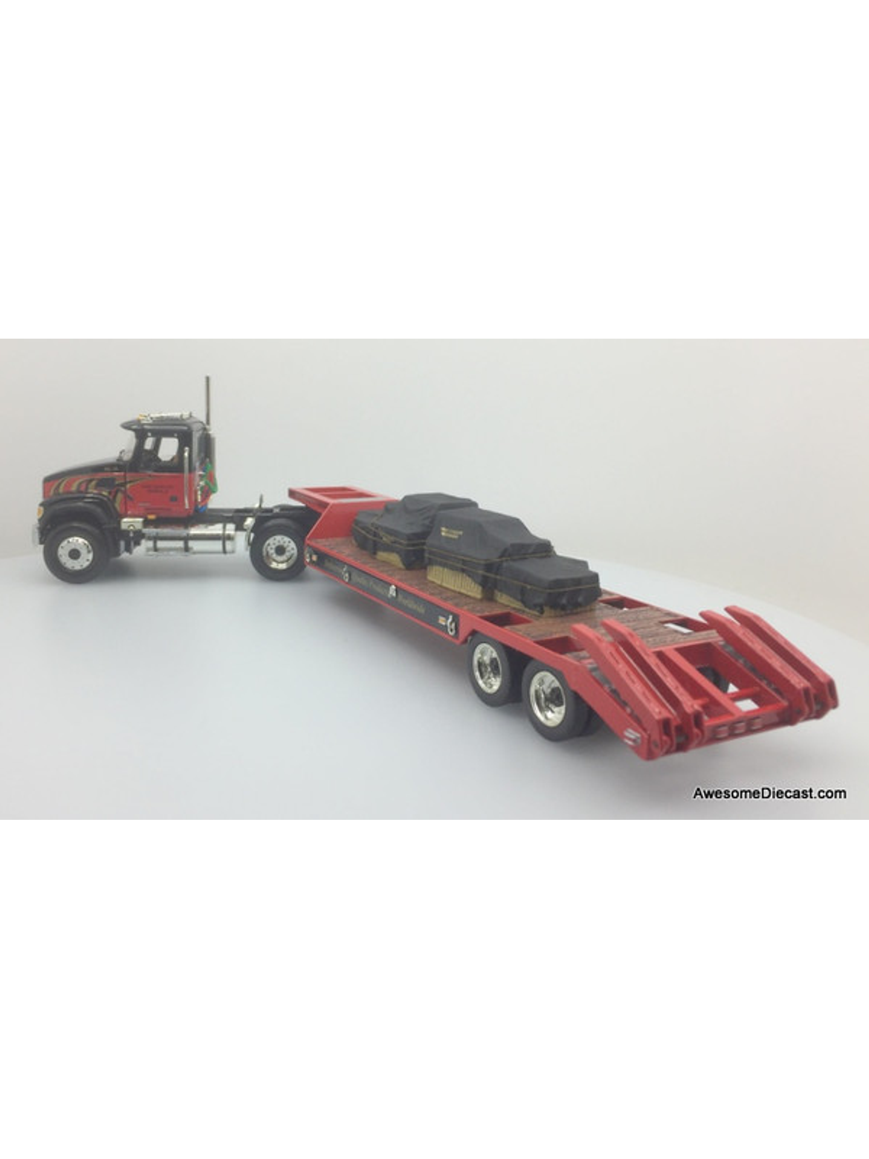 Mack Granite con Rampla Lowboy First Gear 1:34 – Camión americano de carga pesada para coleccionistas y camioneros 2