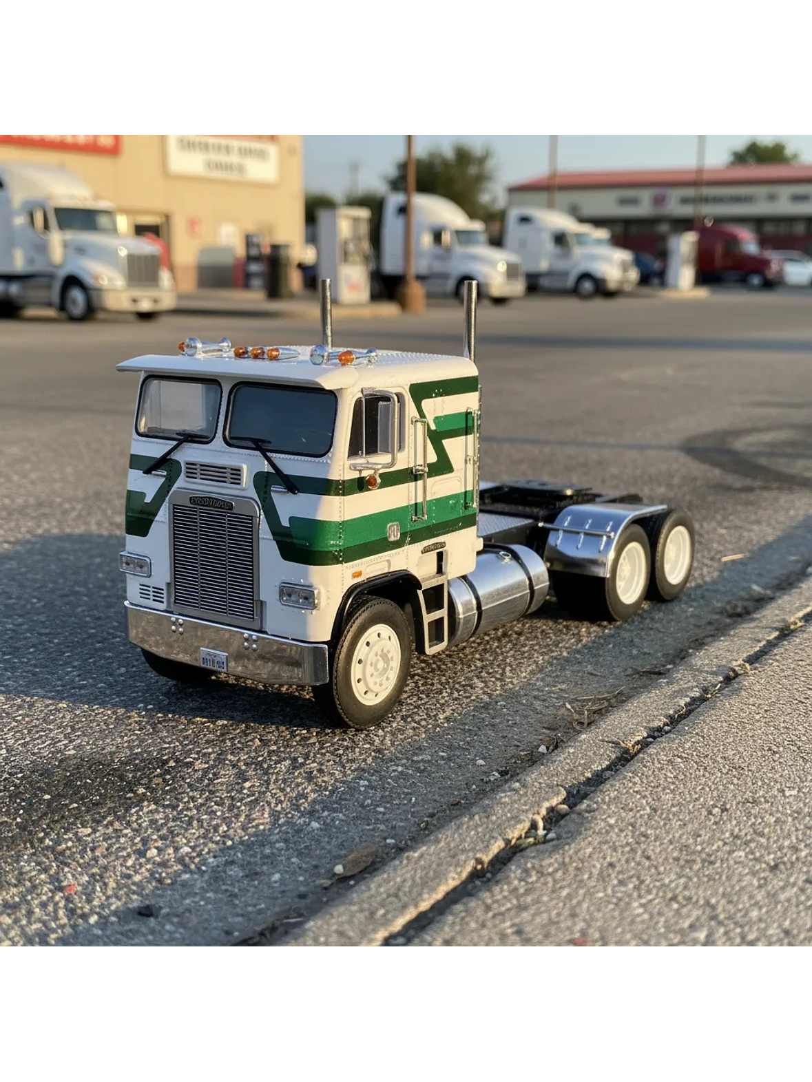 Freightliner FLA 1993 – Camión Clásico Escala 1:43 Ixo Models 1