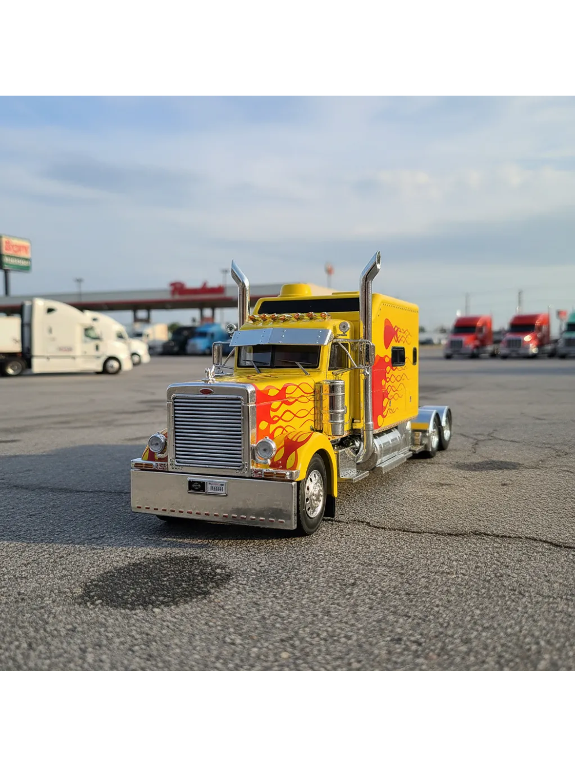 Peterbilt 379 Custom (2002) – IXO TR193.22 – Escala 1:43. – Camión americano clásico con sleeper y flamas 2