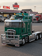 Kenworth K200 – Drake Collectibles 1:50 – Camión Cabover Australiano de Colección - thumbnail 1