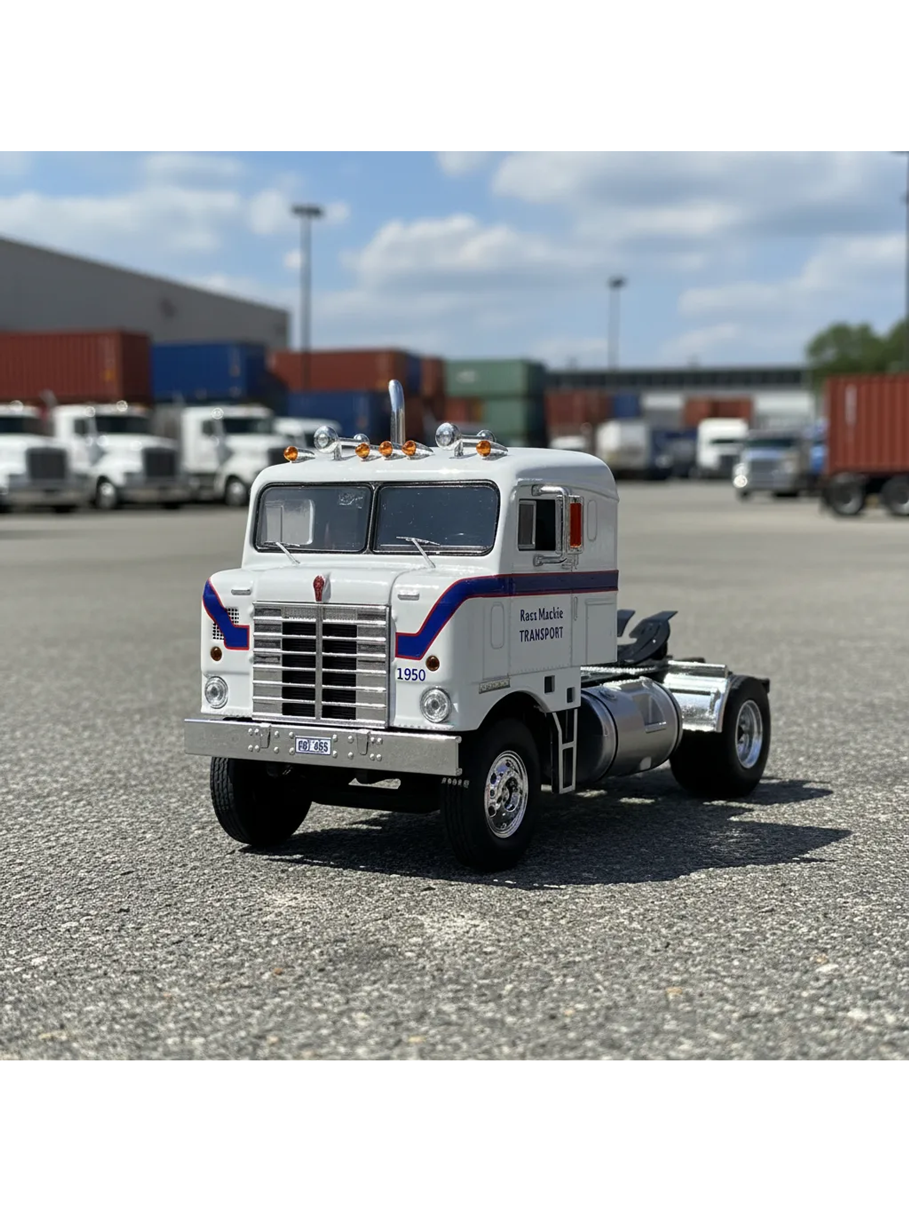 Camión Kenworth Bullnose 1950 Ross Mackie – Miniatura Ixo Models Escala 1:43 1
