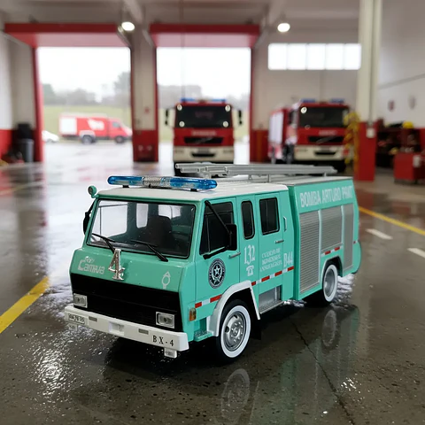 Camión de Bomberos Berliet 770 KB6 – Bomba Arturo Prat Antofagasta 1:43 | Ruta Nostalgia