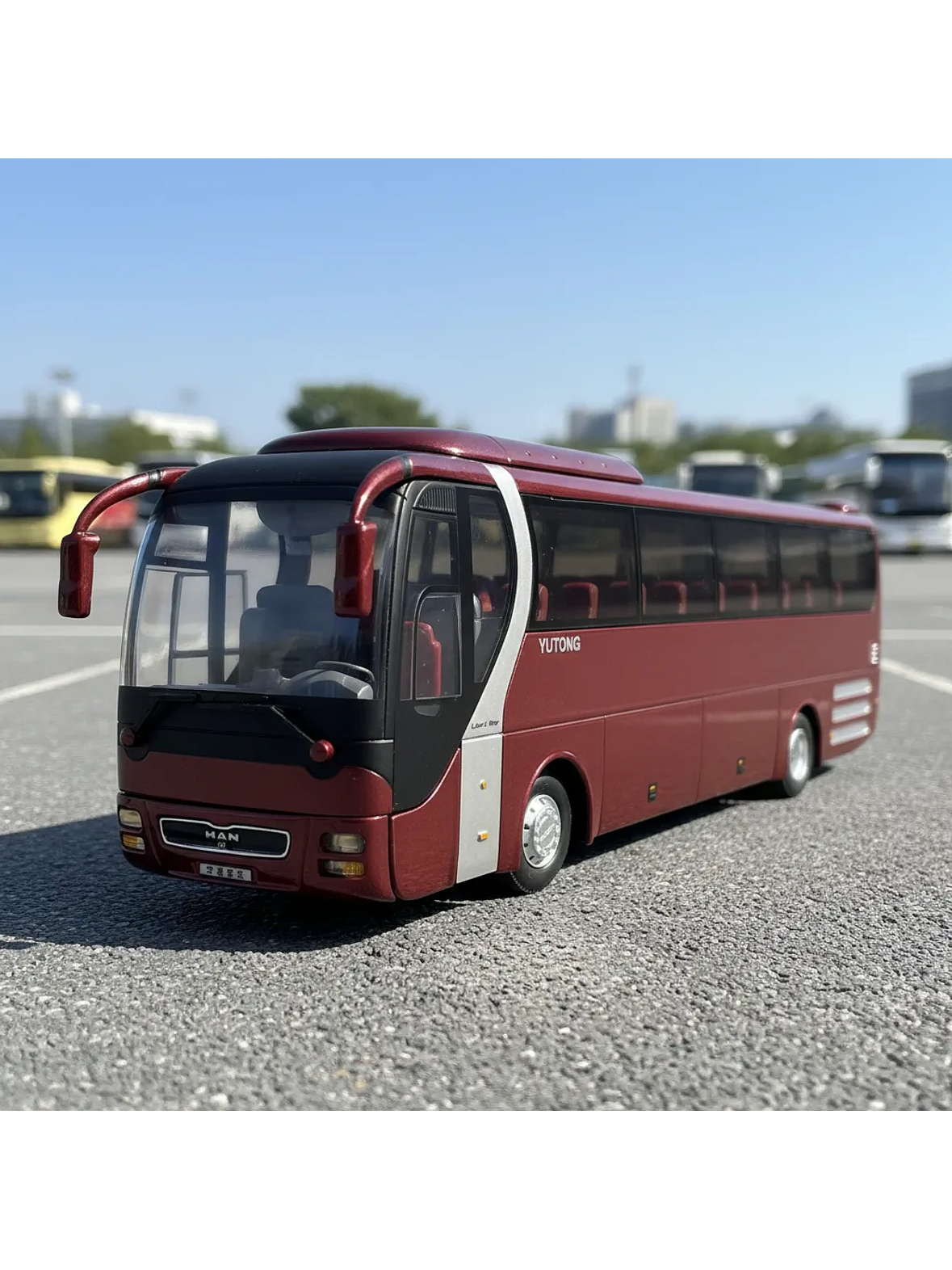 Yutong Bus MAN RheinSTAR ZK6120R41 – Tour de Lujo | Modelo a Escala 1:42 Aleación Metal 1