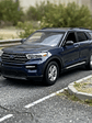 Motormax Ford Explorer XLT 2022 1:24 – SUV tres filas moderno para coleccionistas | Ruta Nostalgia - Miniatura 1