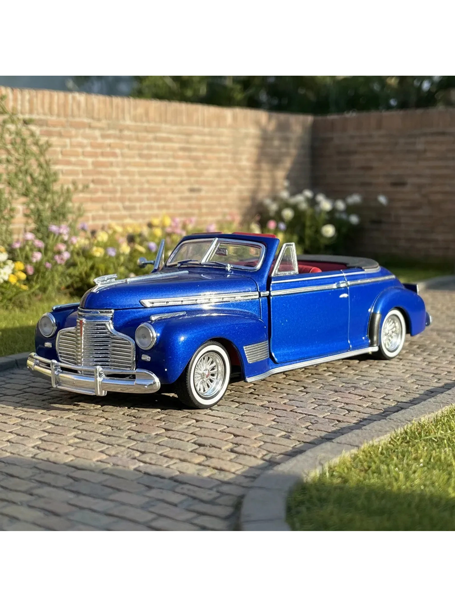 Welly 1:24 Chevrolet Special Deluxe Convertible “Tuning” 1941 azul metálico – Hot Rider Collection | Chile 1