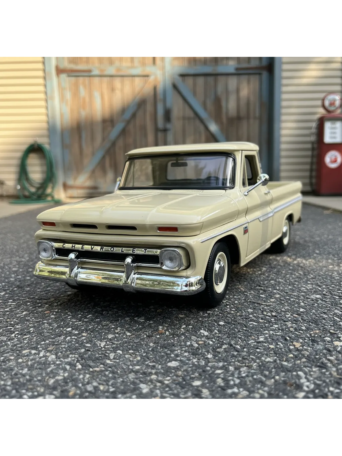 Motormax Chevrolet C10 Fleetside Pick-Up 1966, 1:24 – Clásico “C-10” primera generación | Ruta Nostalgia Chile 1