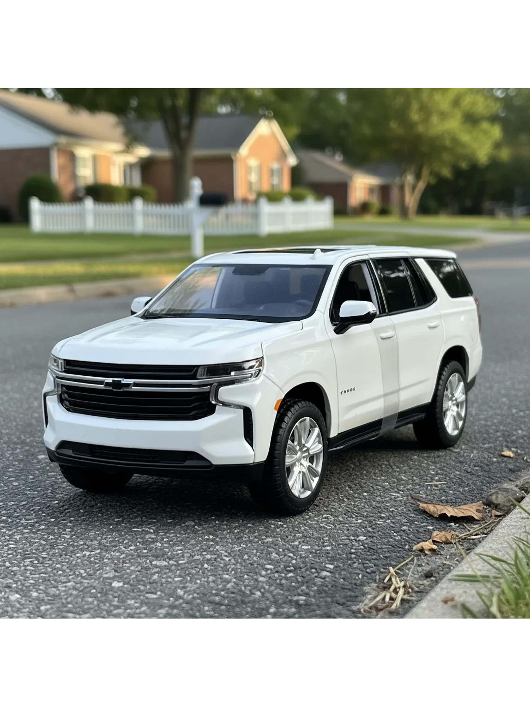 Chevrolet Tahoe 2021 Maisto Special Edition 1:26  – Ruta Nostalgia Chile 1