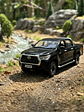 Maisto 1:27 Toyota Hilux Doble Cabina – Camioneta die-cast de trabajo y leyenda en Chile - Miniatura 15