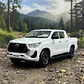 Camioneta Toyota Hilux Doble Cabina | Maisto 1:27 - thumbnail 1