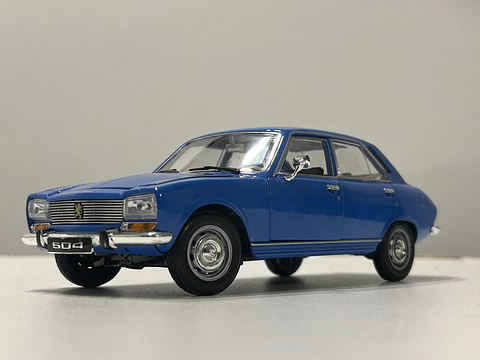 Auto a escala Peugeot 504 1975 | Welly 1:24 – Clásico familiar y taxi de los 80's