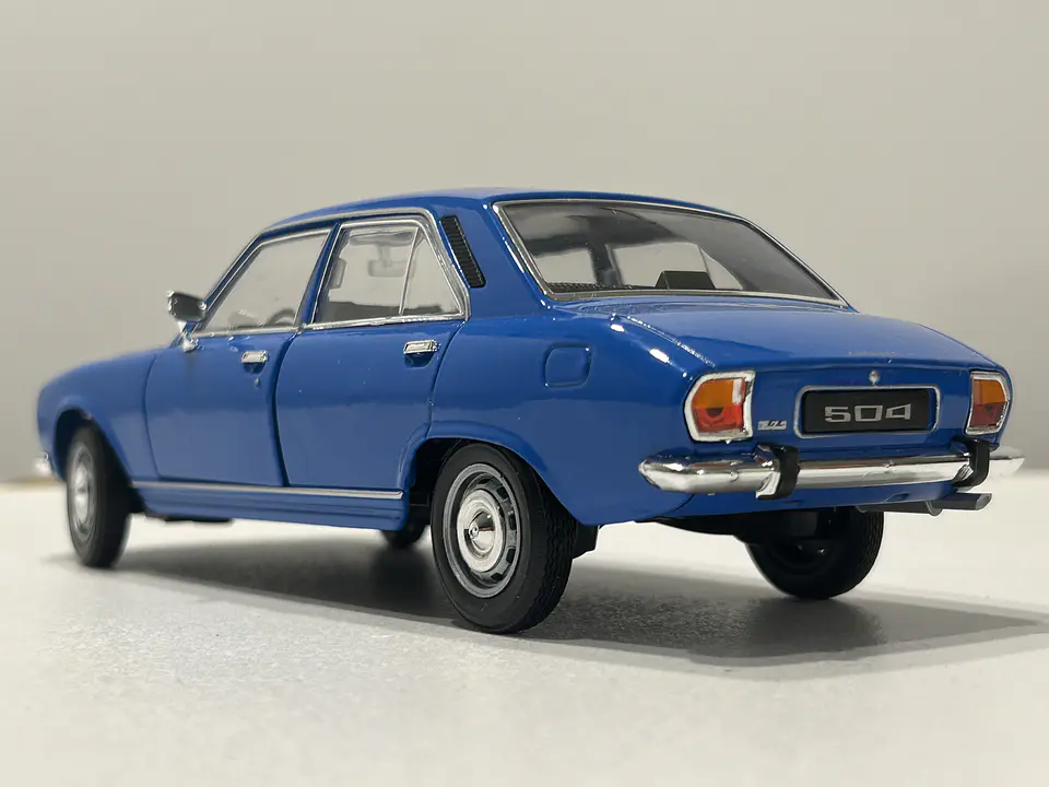 Auto Peugeot 504 1975 | Welly 1:24 Coleccionable 8