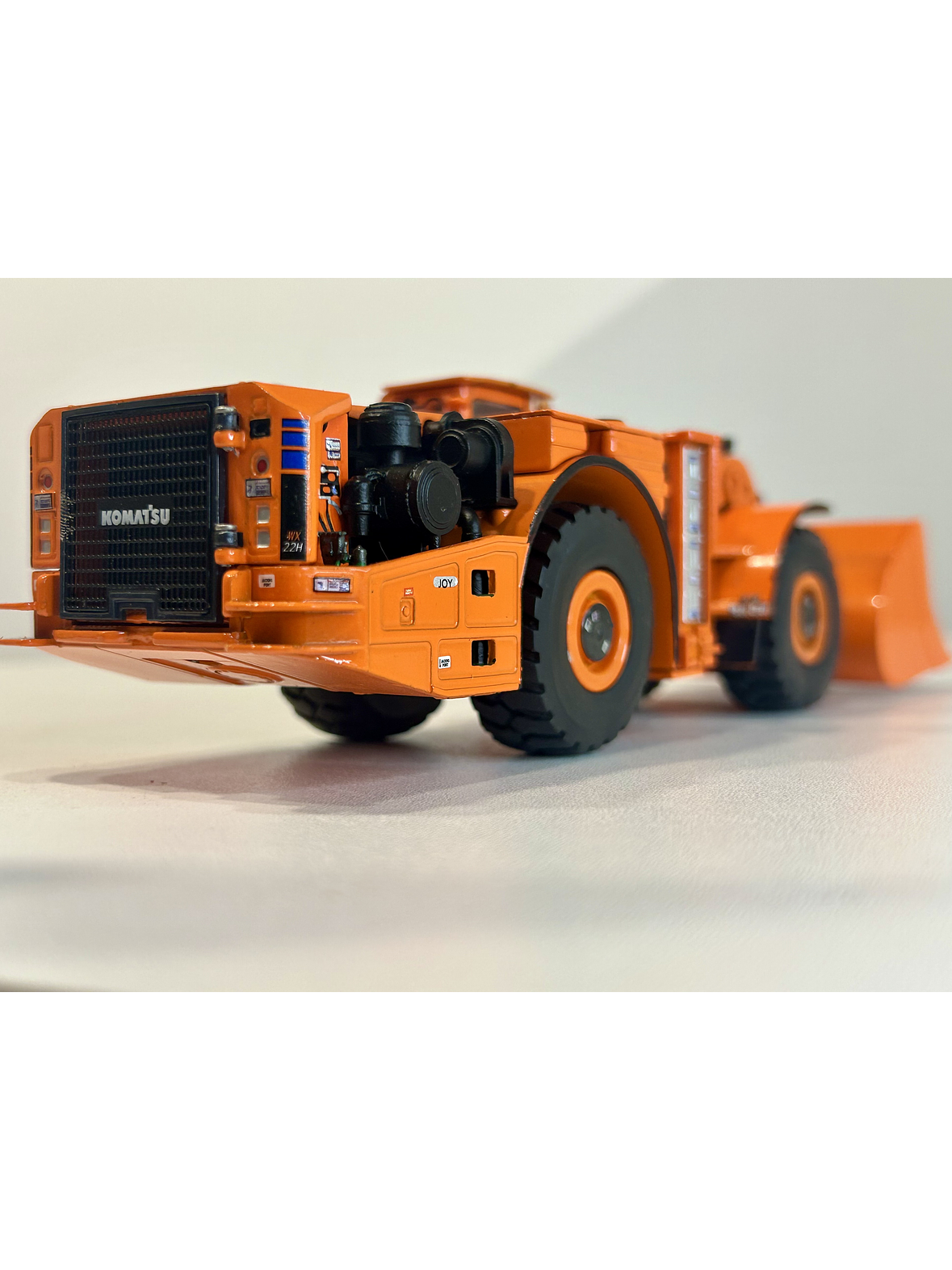 Cargador híbrido KOMATSU WX22H 1:50 – Modelo diecast de minería subterránea (naranja, fundido a presión) 7