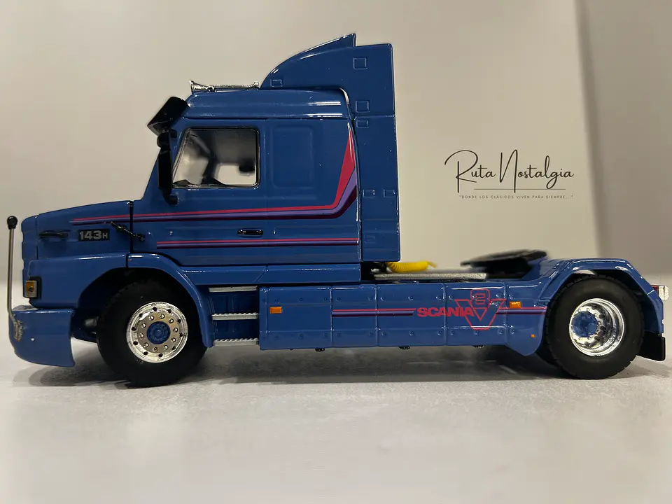 Camión Scania 3 Series 143H Torpedo Streamline | WSI 1:50 9