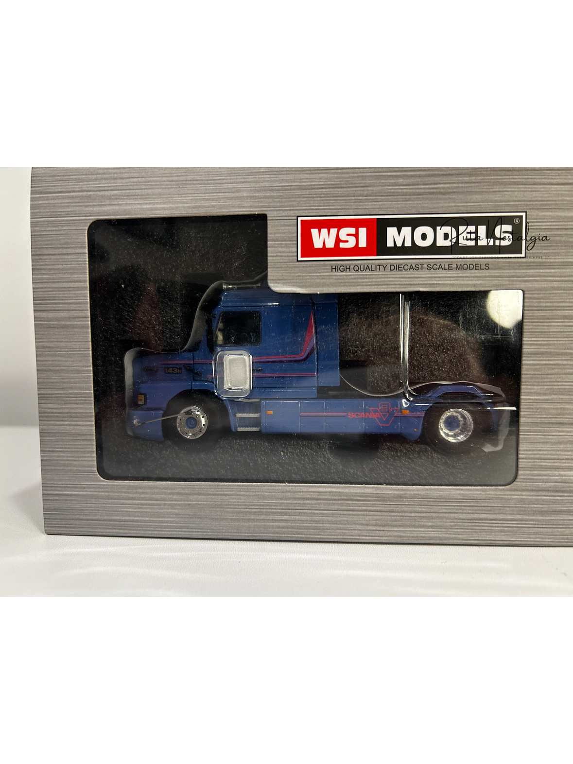 Scania 3 Series 143H Torpedo Streamline 4x2 WSI 1:50 – Camión clásico V8 a escala 12