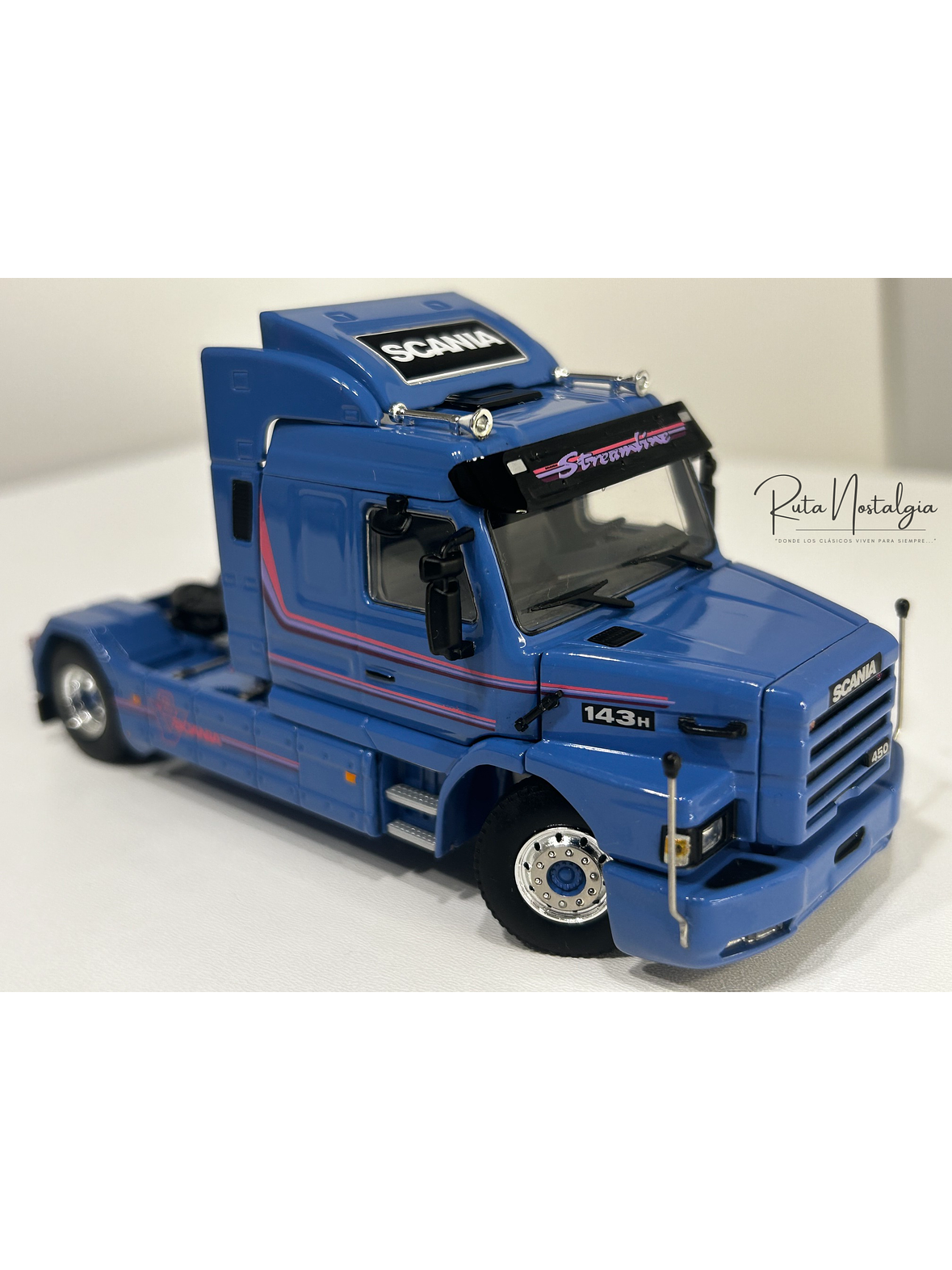 Scania 3 Series 143H Torpedo Streamline 4x2 WSI 1:50 – Camión clásico V8 a escala 11