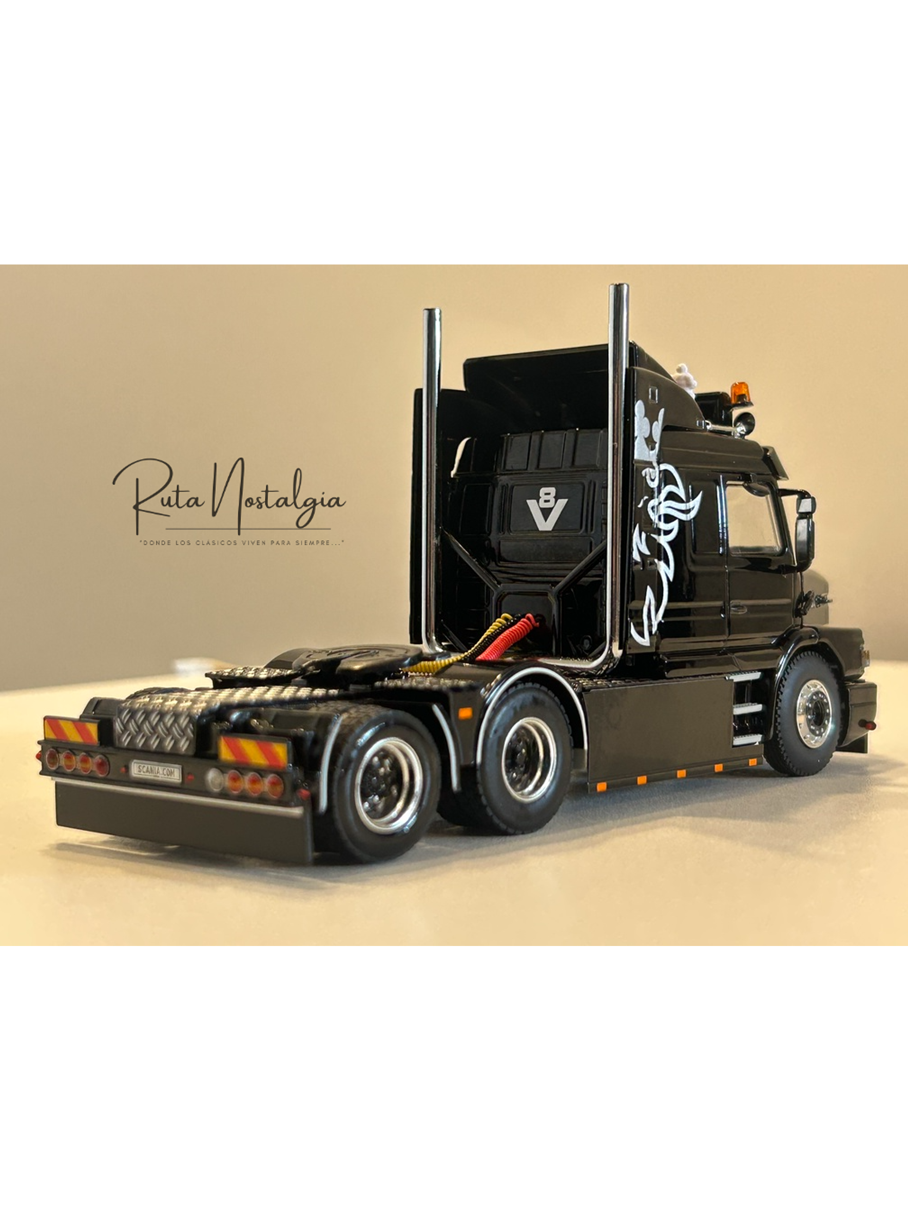 WSI Premium Line Scania 3 Series Torpedo Streamline 6x2 1:50 – Clásico V8 143M 500 negro para coleccionistas en Chile 6