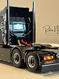 WSI Premium Line Scania 3 Series Torpedo Streamline 6x2 1:50 – Clásico V8 143M 500 negro para coleccionistas en Chile - thumbnail 8