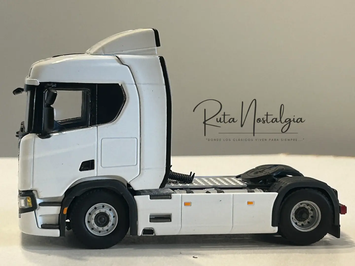 Camión Scania R730 CR20N 4x2 | WSI Escala 1:50 8
