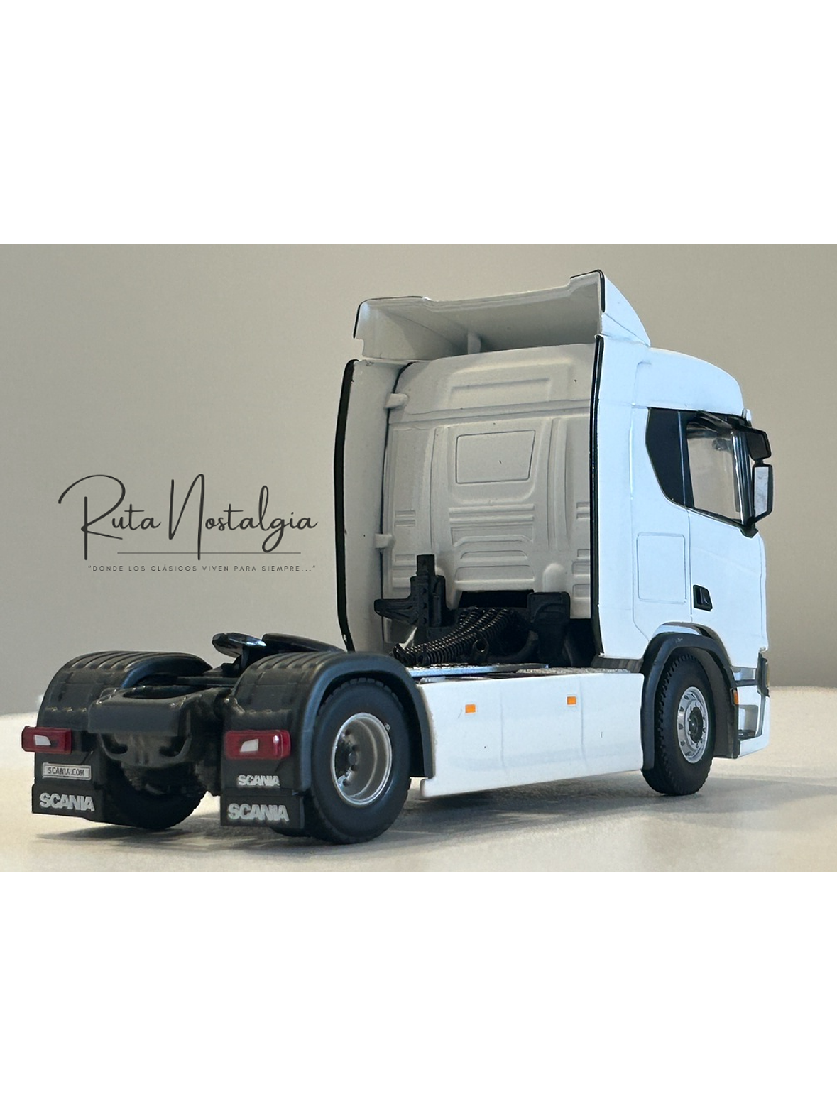 WSI Scania R Normal CR20N 4x2 1:50 – Tracto camión sueco de nueva generación para coleccionistas en Chile 6