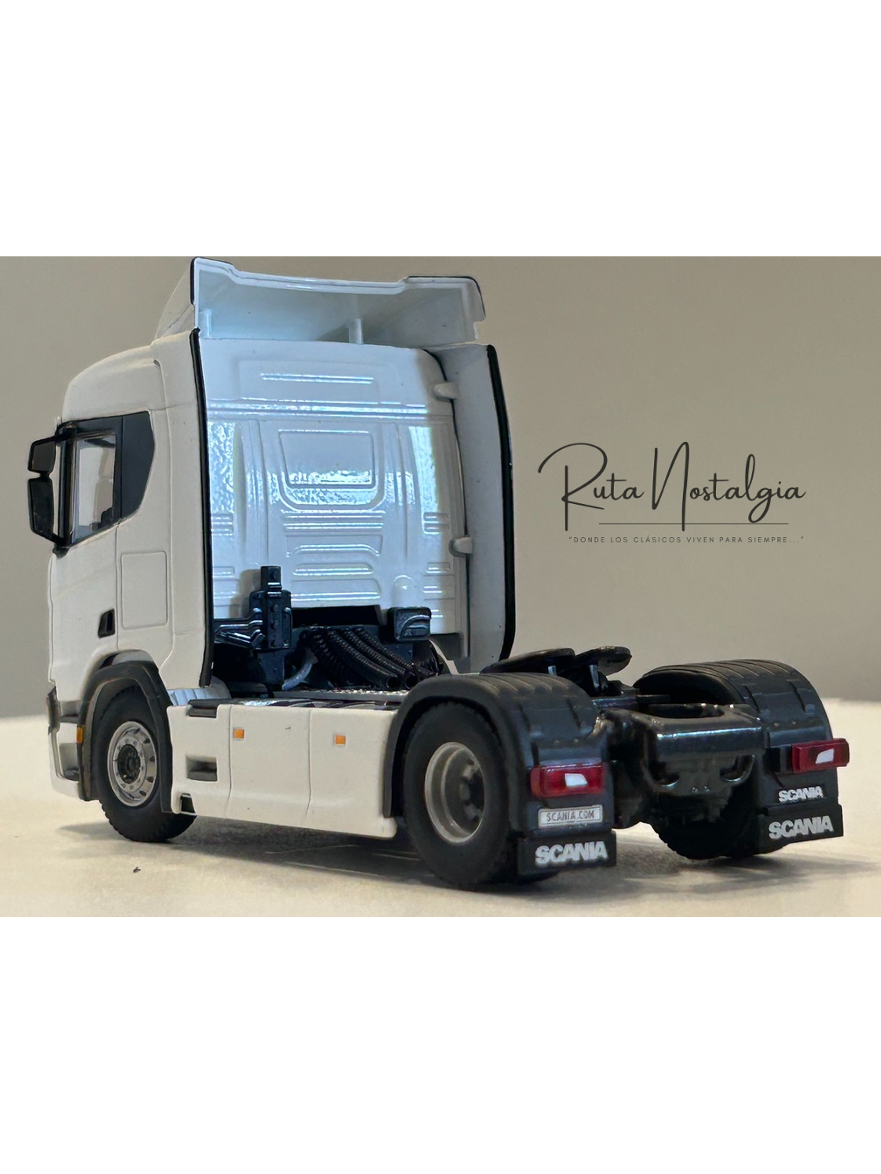 WSI Scania R Normal CR20N 4x2 1:50 – Tracto camión sueco de nueva generación para coleccionistas en Chile 7