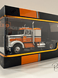 Kenworth W925 1970 IXO Models 1:43 blanco naranjo – Camión clásico americano de ruta - Miniatura 8