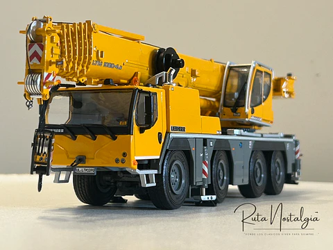 Grúa móvil todo terreno Liebherr LTM 1090-4.2 |  WSI models. Escala 1:50 
