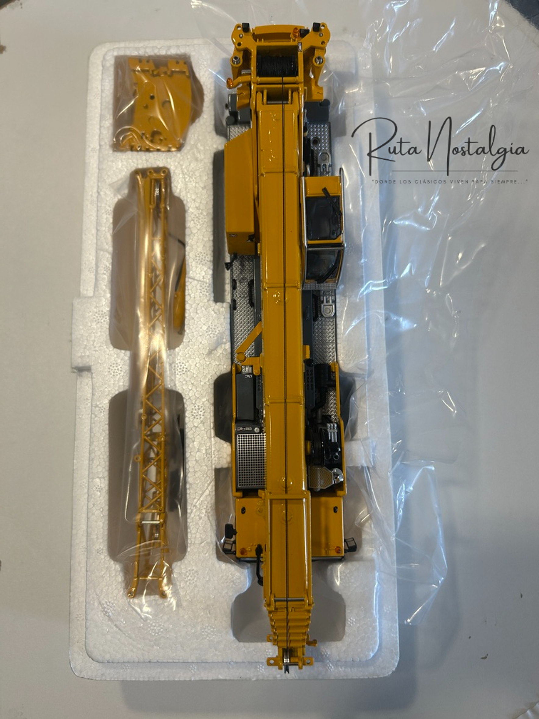 WSI Liebherr LTM 1090-4.2 1:50 – Grúa móvil todo terreno diecast de colección 10