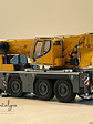 WSI Liebherr LTM 1090-4.2 1:50 – Grúa móvil todo terreno diecast de colección - Miniatura 8