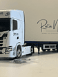 Scania S500 Picard Transports 2021 1:43 Eligor – Camión con remolque plano para coleccionistas y fanáticos del transporte europeo - thumbnail 1