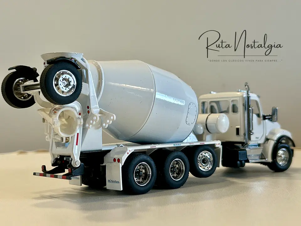 Camión Kenworth T880 Mixer | Diecast Masters 1:50 6