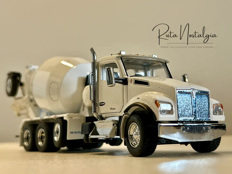 Camión Kenworth T880 Mixer | Diecast Masters 1:50 4
