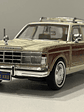 Chrysler LeBaron Town & Country 1979 beige 1:24 Motormax – Station wagon clásica americana - Miniatura 2