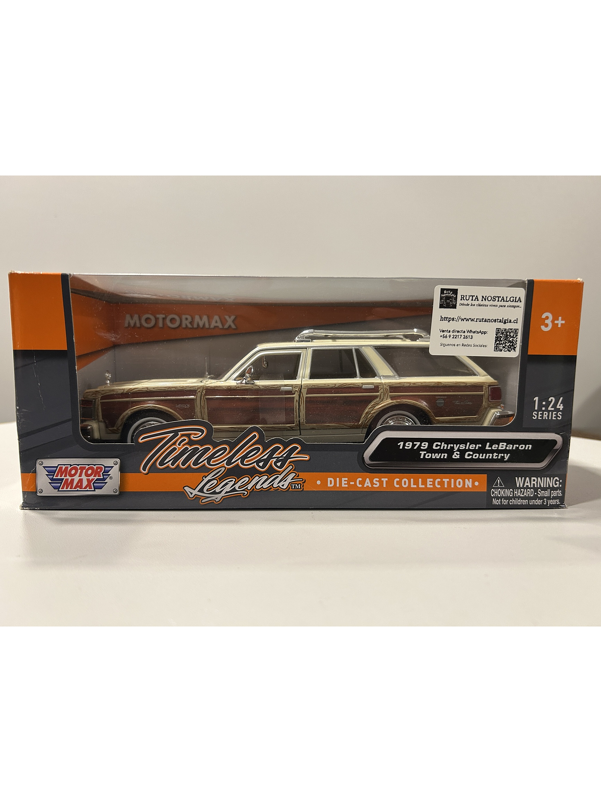 Chrysler LeBaron Town & Country 1979 beige 1:24 Motormax – Station wagon clásica americana 11